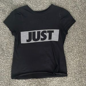 Black Nike short sleeve T